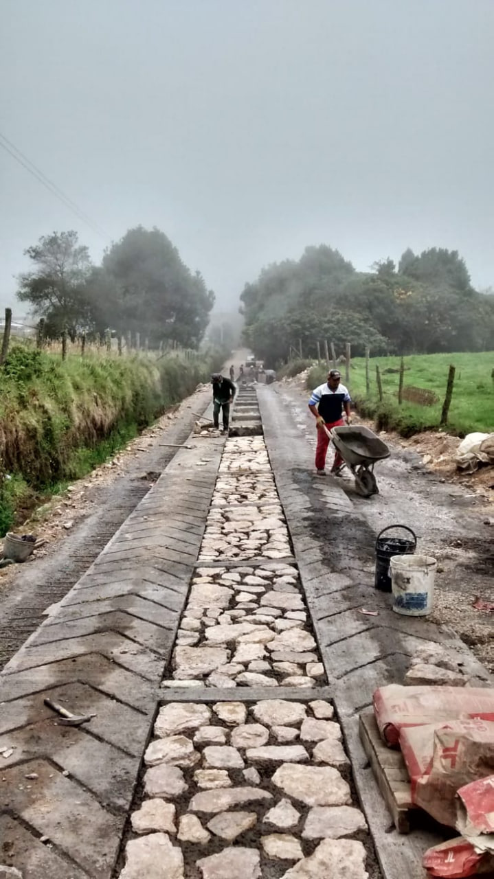 Pavimentación en piedra y adoquín